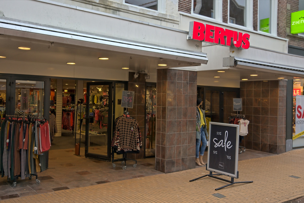 Bertus Mode Steenwijk: Mode voor groot en klein aan de Oosterstraat Bertus Mode Steenwijk: Mode voor groot en klein aan de Oosterstraat