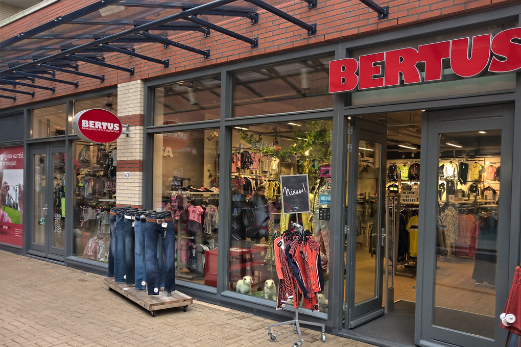 Bertus Mode Urk: Jouw adres voor kwalitatieve gezinsmode Bertus Mode Urk: Jouw adres voor kwalitatieve gezinsmode